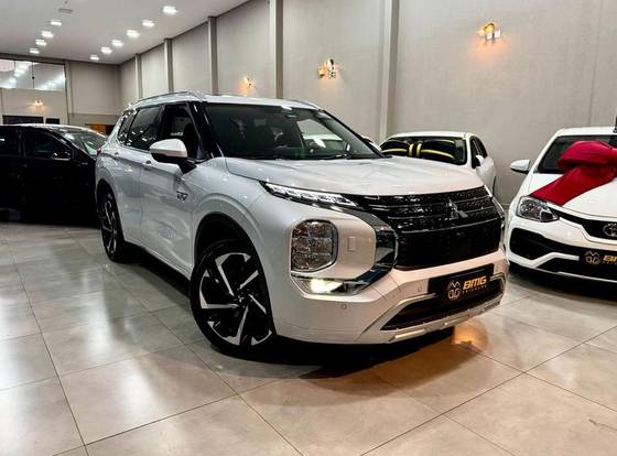 MITSUBISHI OUTLANDER 2.4 PHEV HPE-S S-AWC DHT